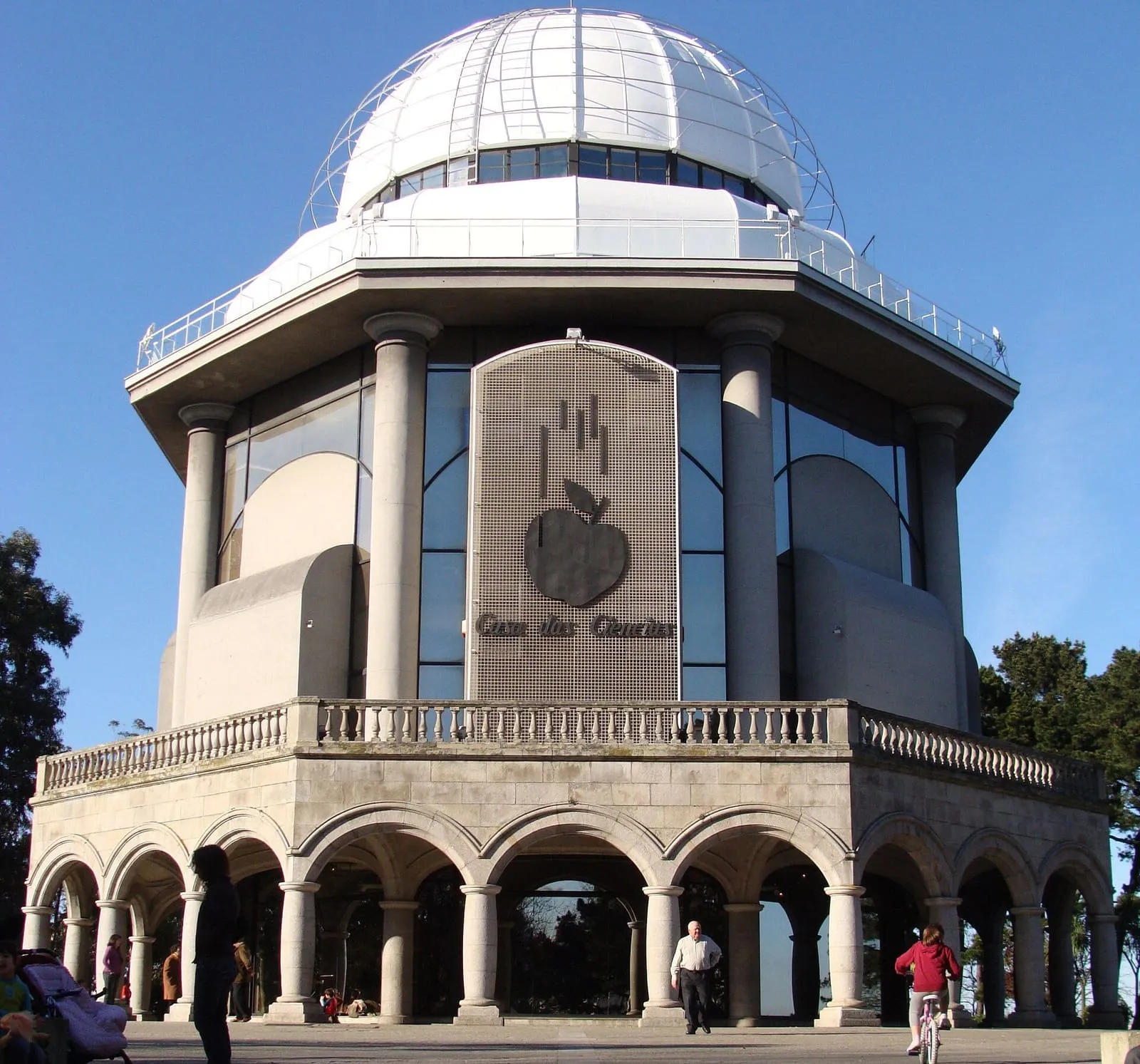 La Casa de las Ciencias, en el parque de Santa Margarita, en A Coruña